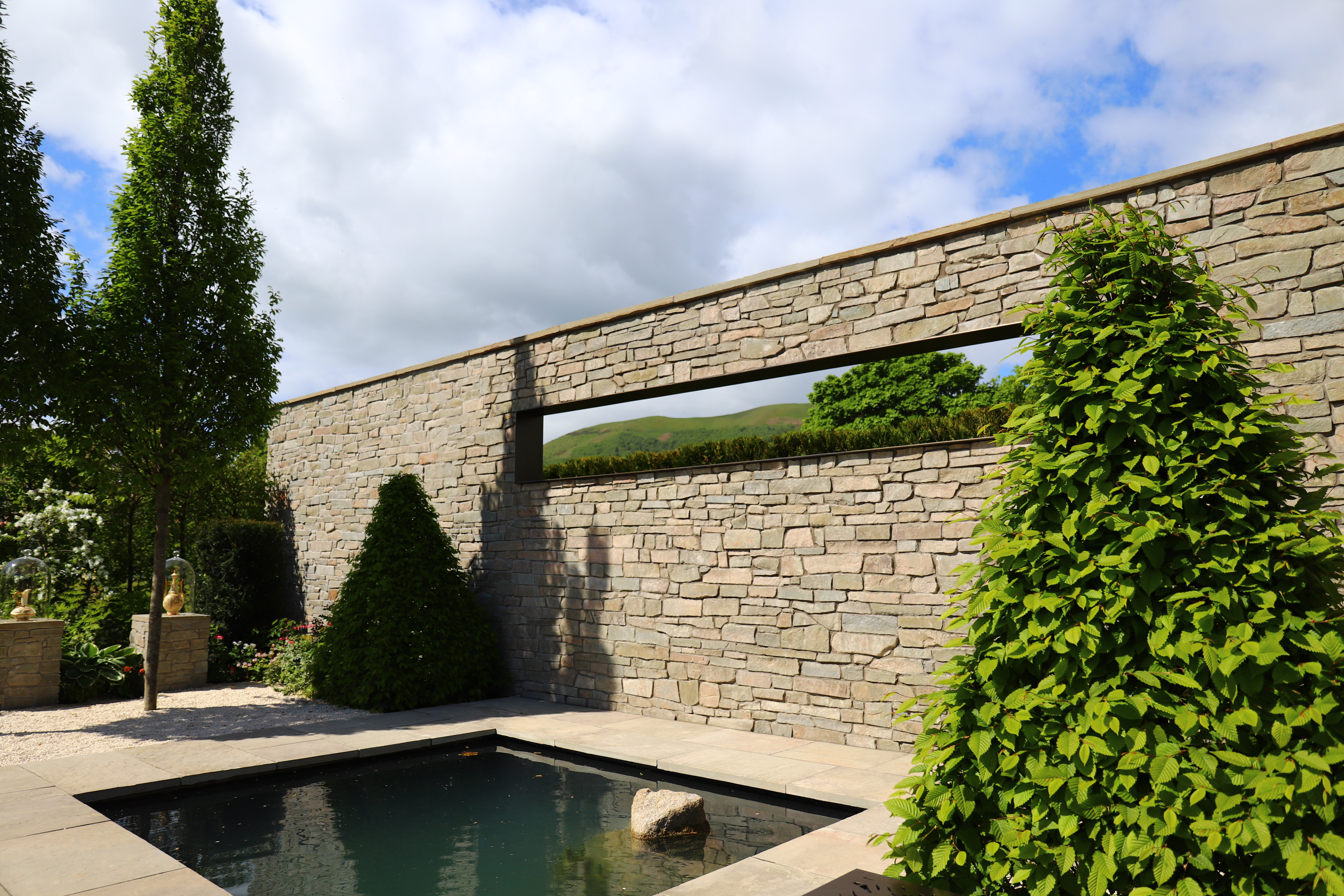 Stone cladding on a house extension